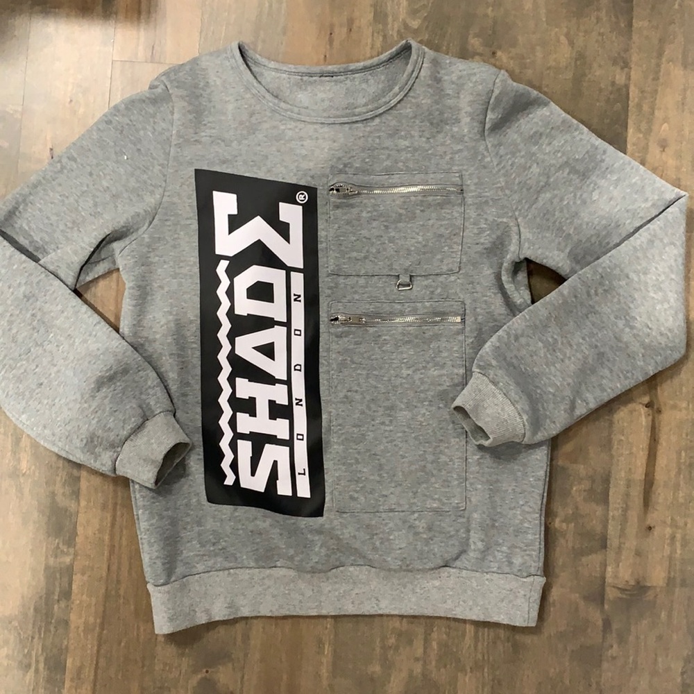 Grey sweatshirt